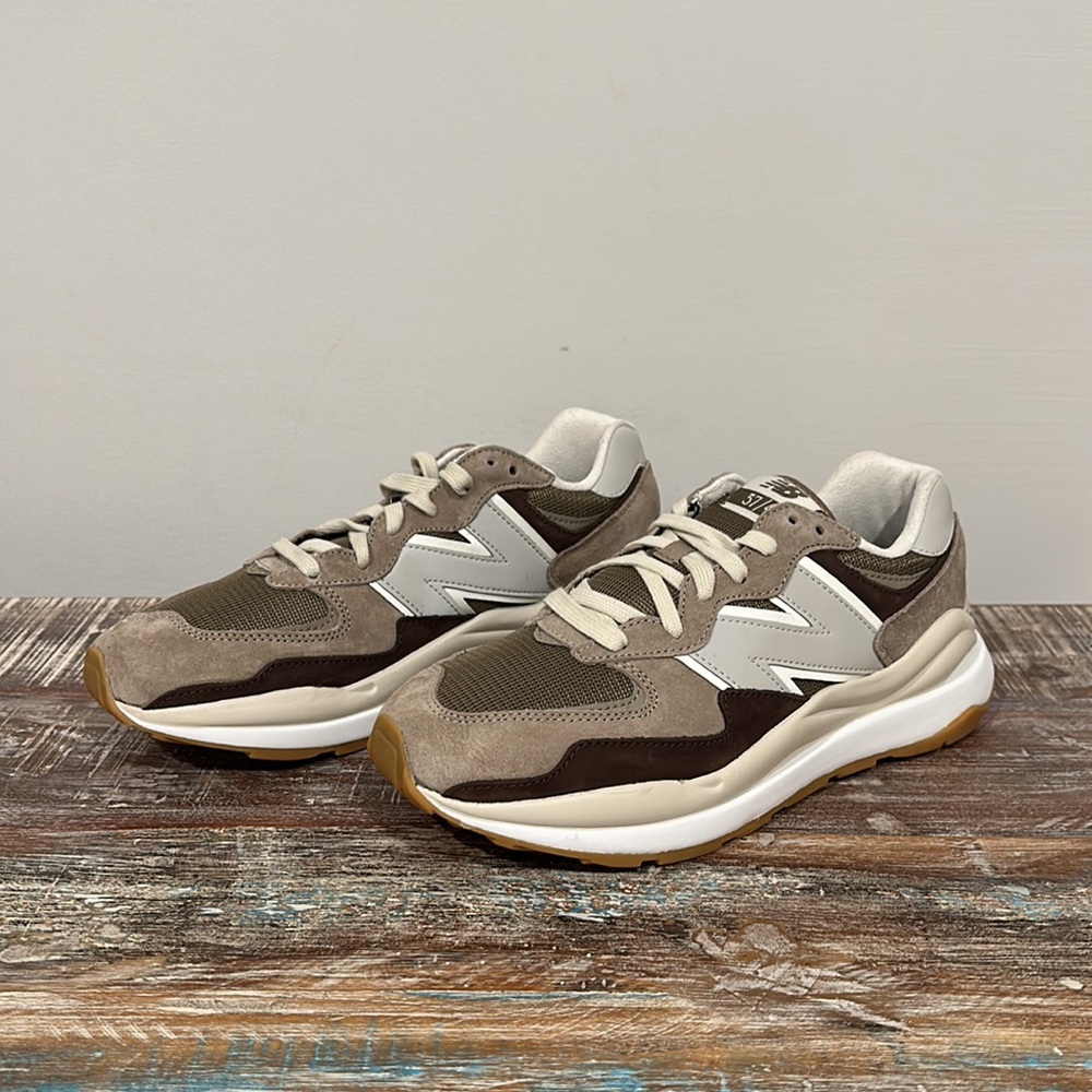 New Balance 57/40 Men's Mushroom Black Coffee Brown Lifestyle Sneakers Size 9